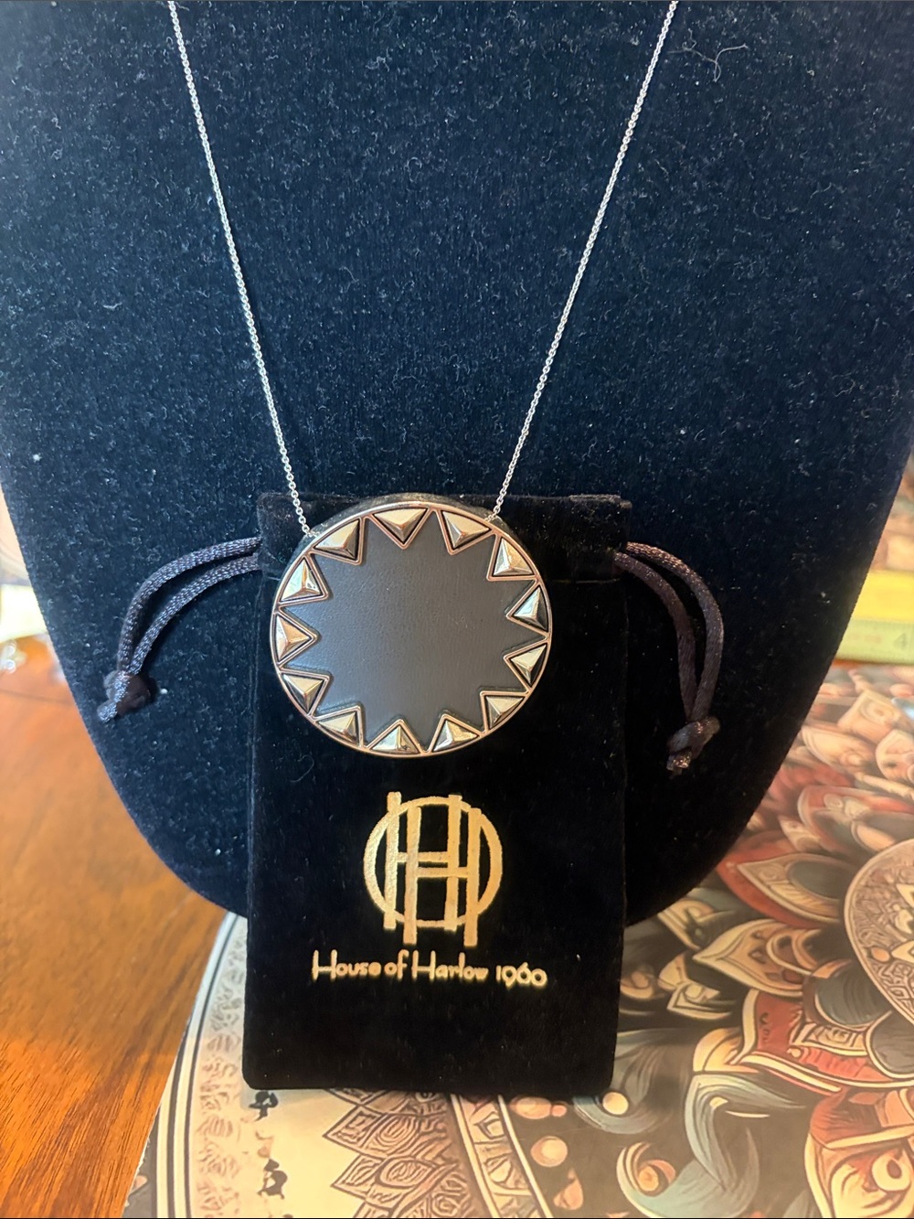 House of Harlow 1960 Black and silver Geometric Disc Necklace